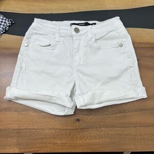 white jean shorts